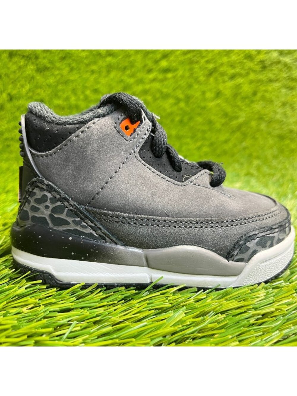 Nike Air Jordan 3 Retro Toddler Size 4C Black Gray White Athletic Shoes Sneakers